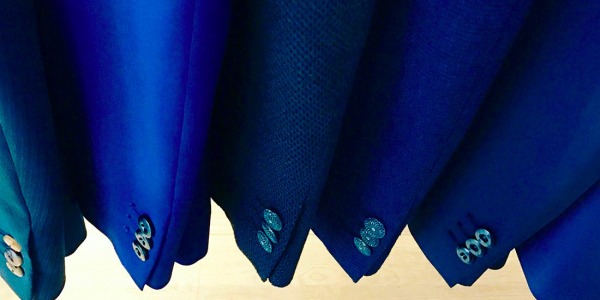 Blazer blu: tra l'evergreen e il contemporaneo